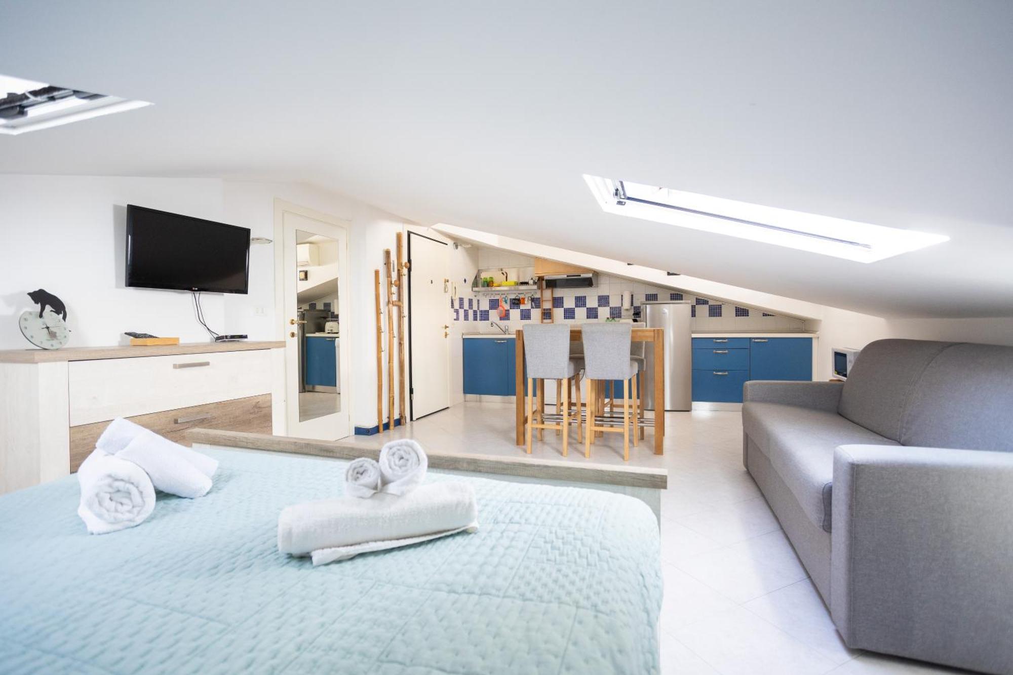 Aqua E Legno Apartment