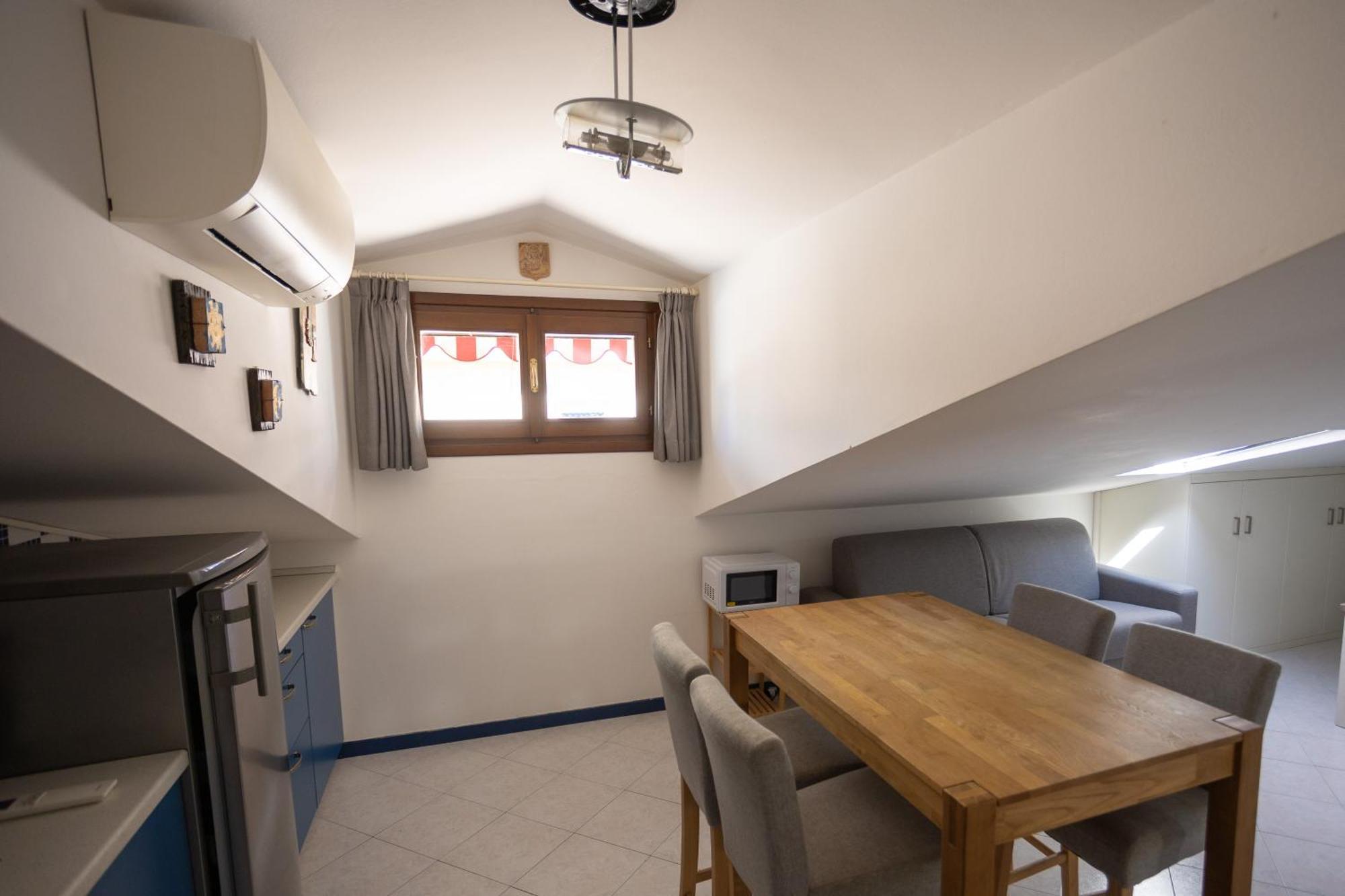 Aqua E Legno Apartment